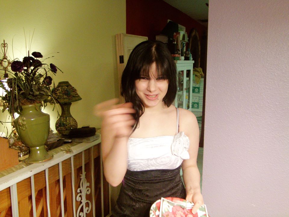 2011-12-26 - Monday - 12:14 AM 339830_224390324303894_1565310961_o.jpg