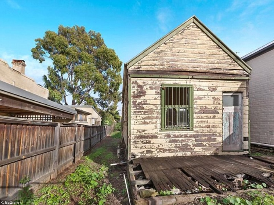 sydneyhouse.jpeg