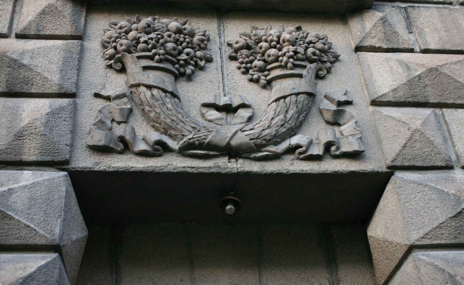 wed_2485_lamp.jpg
