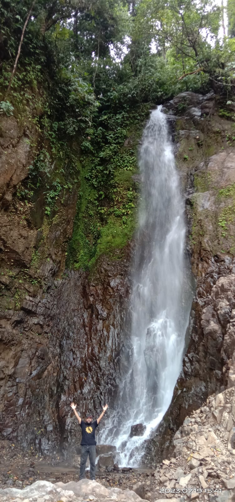 air terrjun kilonam.jpg
