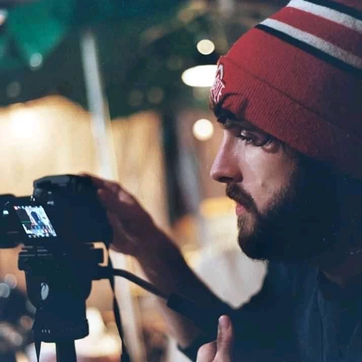 Steemit profile picture for @captured