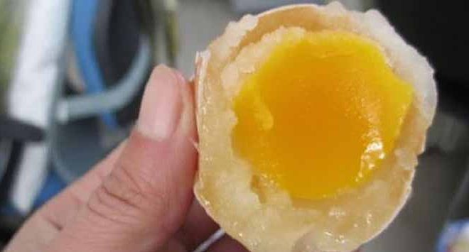 beras-plastik-dan-telur-palsu-660x355.jpg