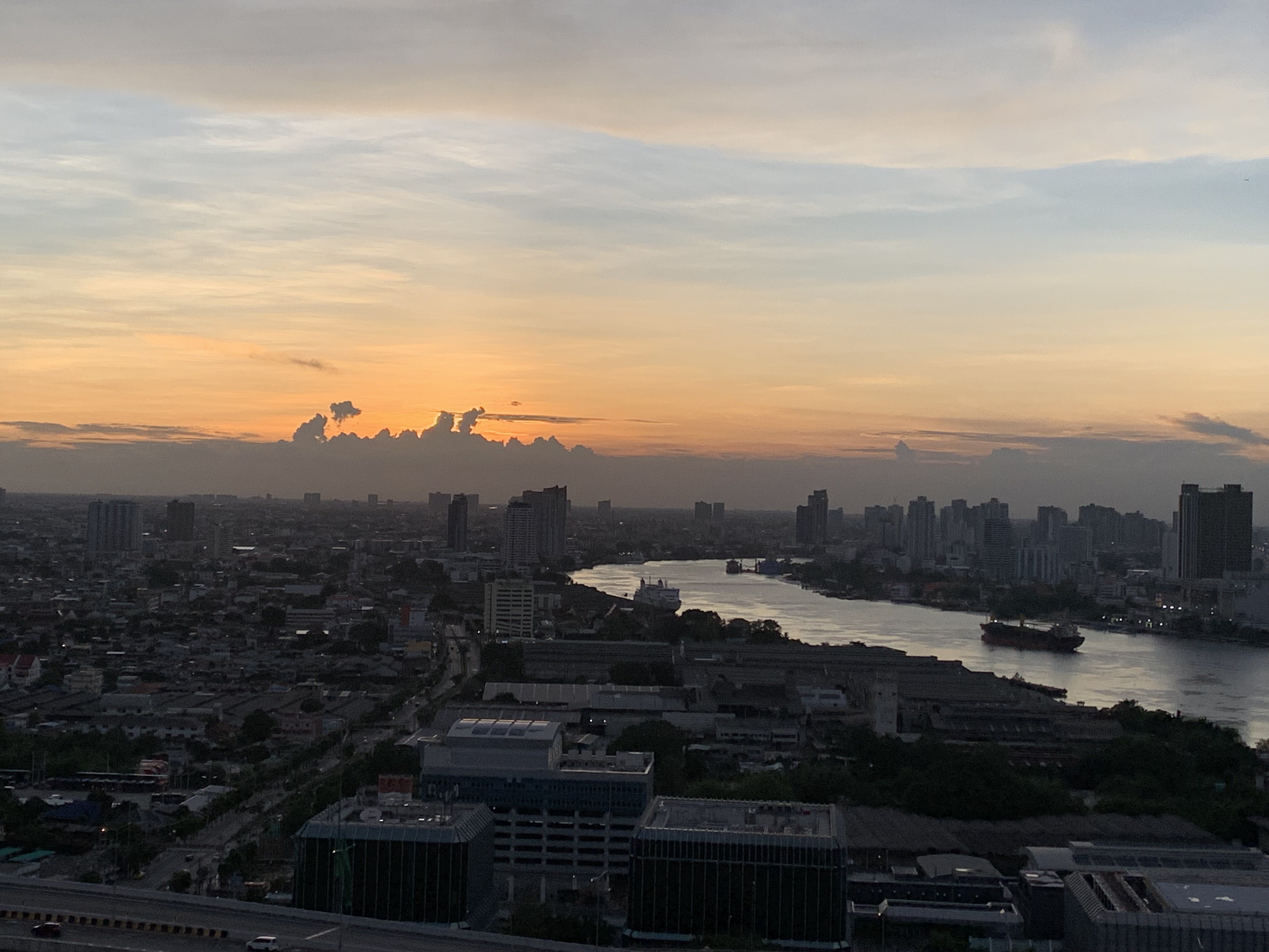 Chao Phraya River17.jpg
