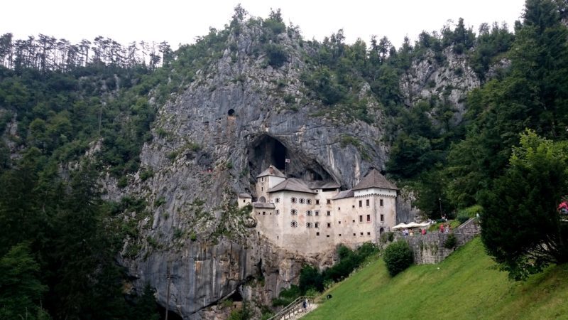 postojna.jpg