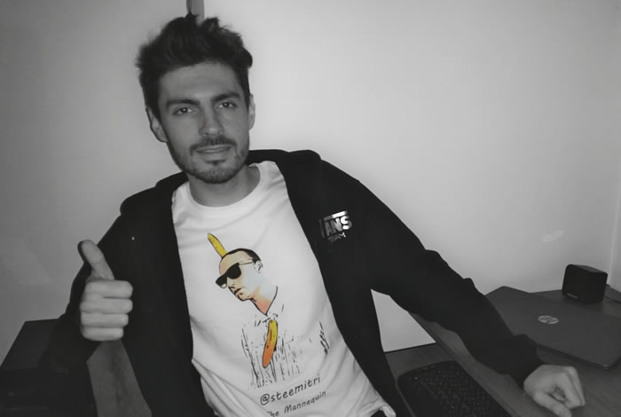 d-stea-shirt.jpg