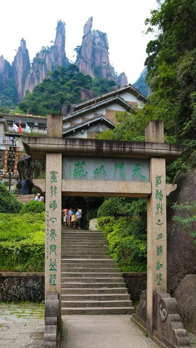 2345_image_file_copy_4_看图王.jpg