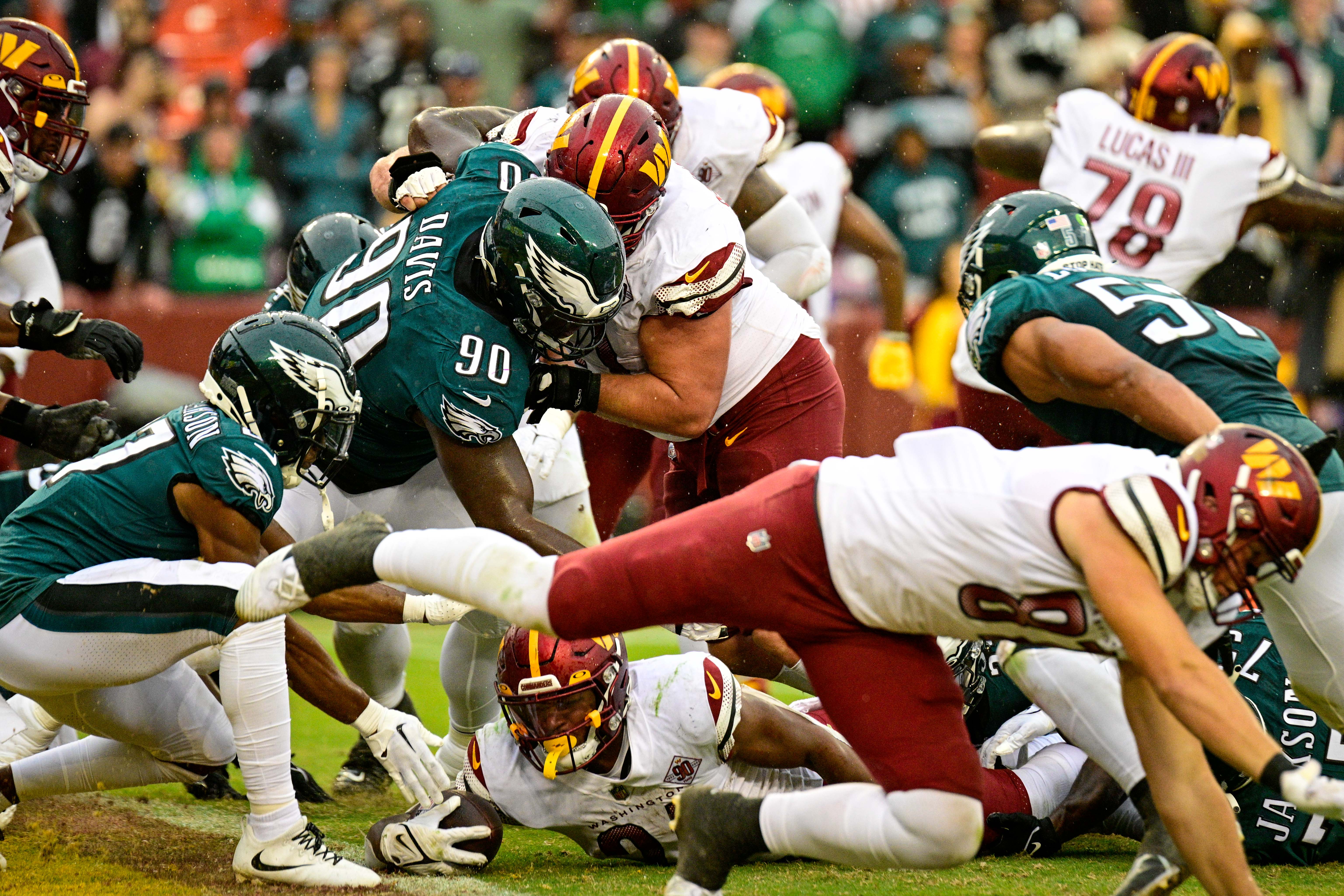 NFL_Week_3_Washington_Commanders_vs._Philadelphia_Eagles_(52394462453).jpg