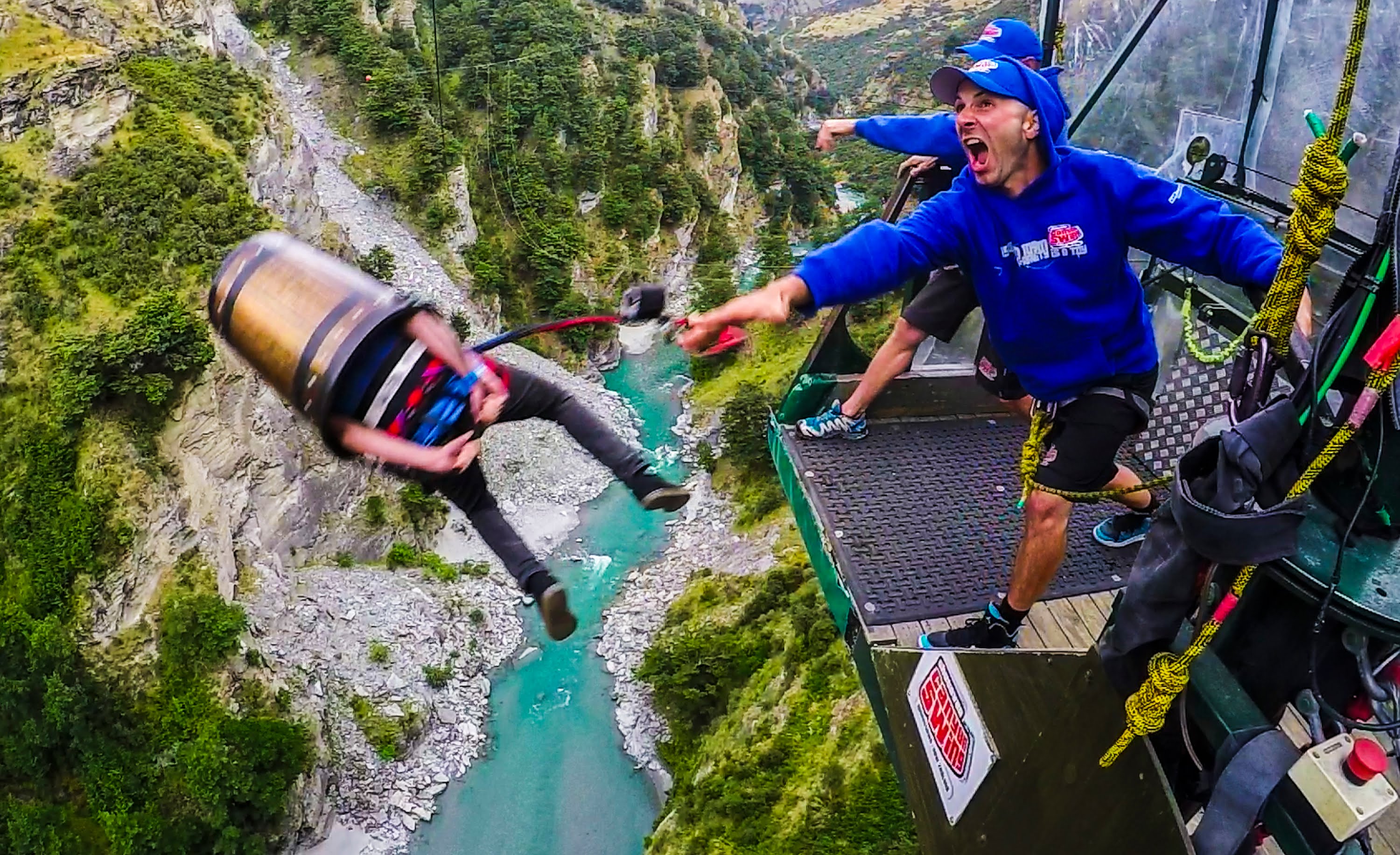 Бб экстрим. Bungee jumping новая Зеландия. Банджи-джампинг в Зеландии.