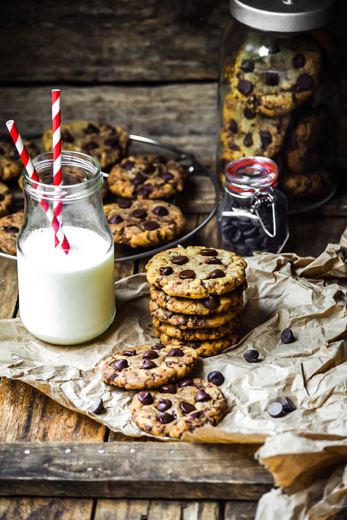 The Best Vegan Chunky Chocolate Chip Cookies-2.jpg