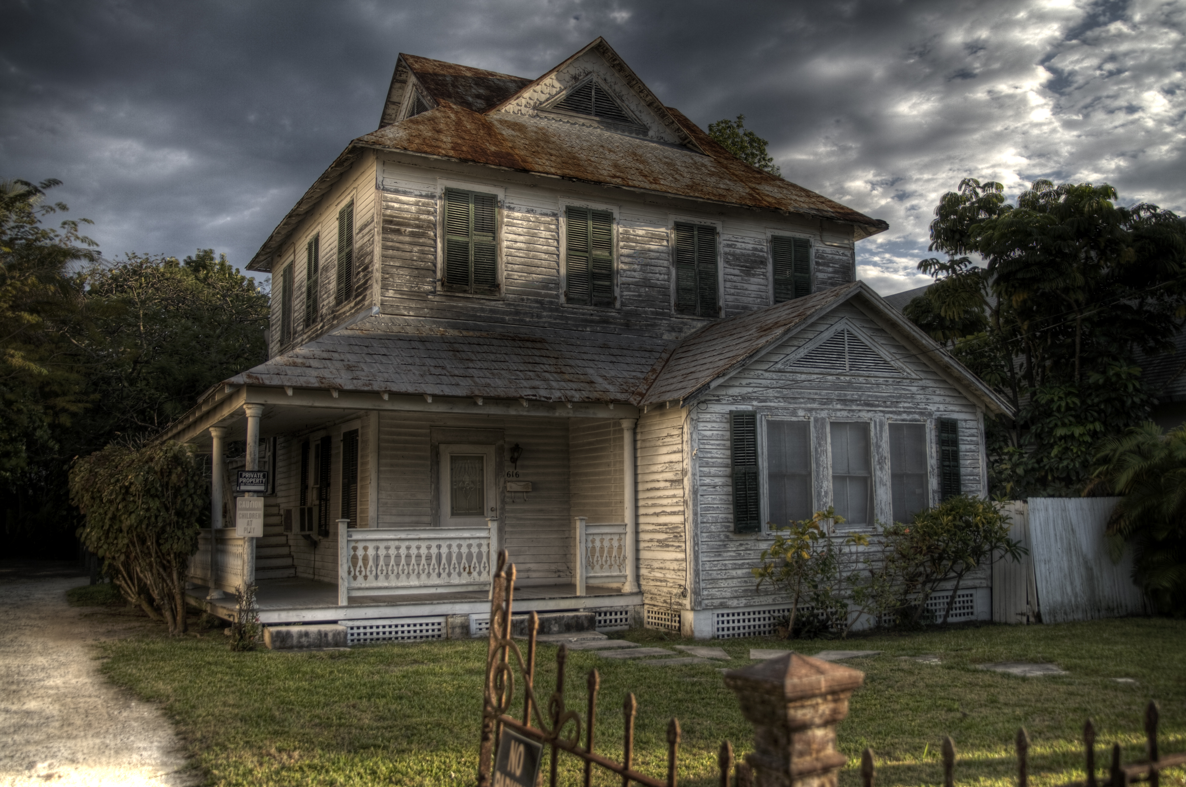 Old house перевод