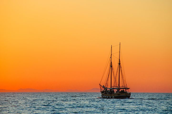 sea-701079__480.jpg