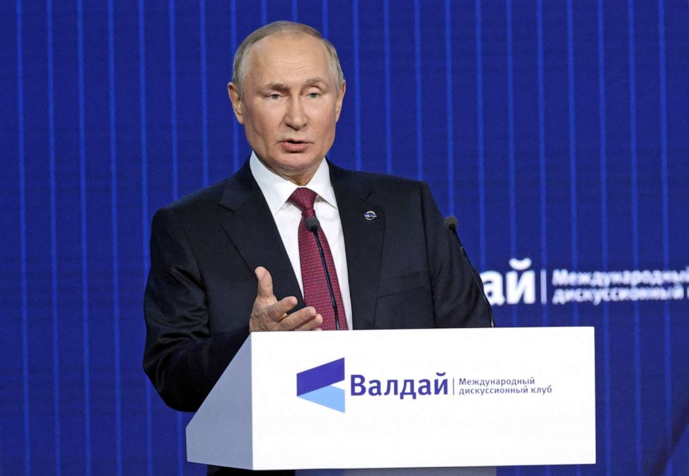 putin-02-rt-iwb-221027_1666885380202_hpEmbed_13x9_992.jpg