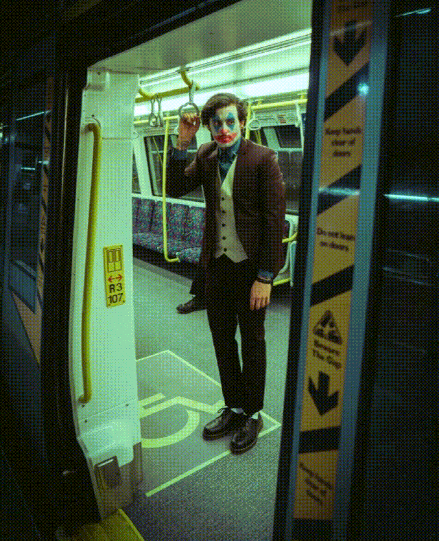 metro gif.gif
