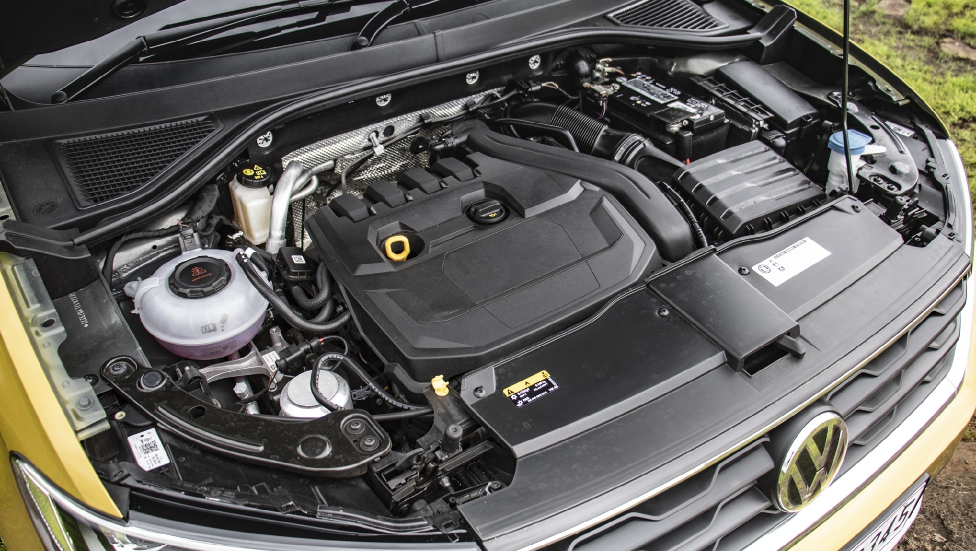 volkswagen-t-roc-engine.jpeg