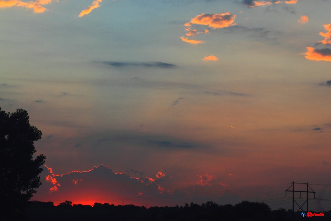 dawn sunrise clouds silhouettes silhouetted colorful SR0110.JPG