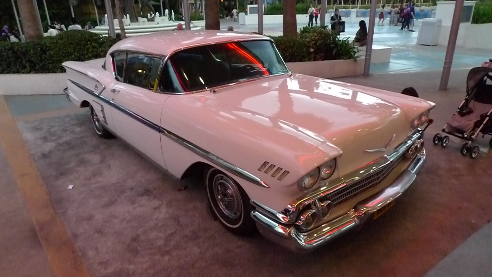 Wednesday Is Vehicle Photo Day Old Antique Cars On Display At One Of The Exhibition Steemit