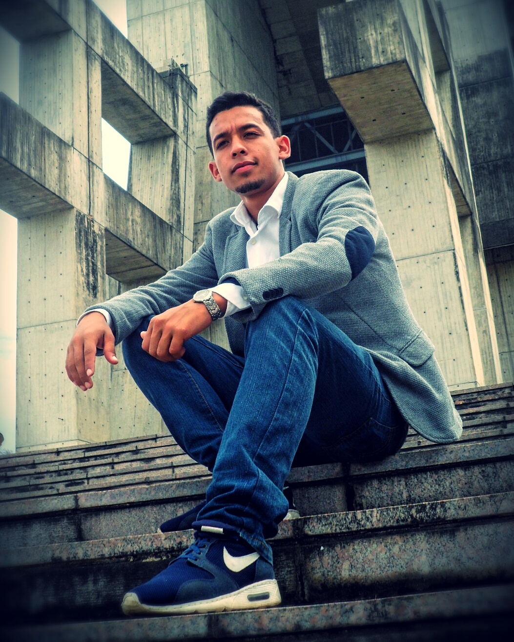 yoswar