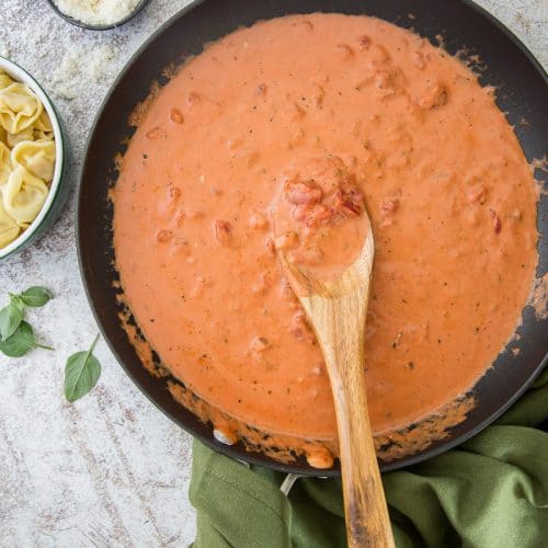 Easy-Tomato-Cream-Sauce-edit-6-500x500.jpg