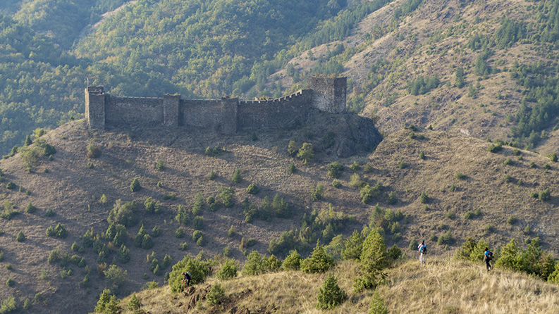 stolovi.jpg