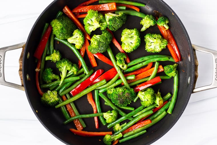 Keto-Chicken-Stir-Fry-Recipe-Image-5.jpg