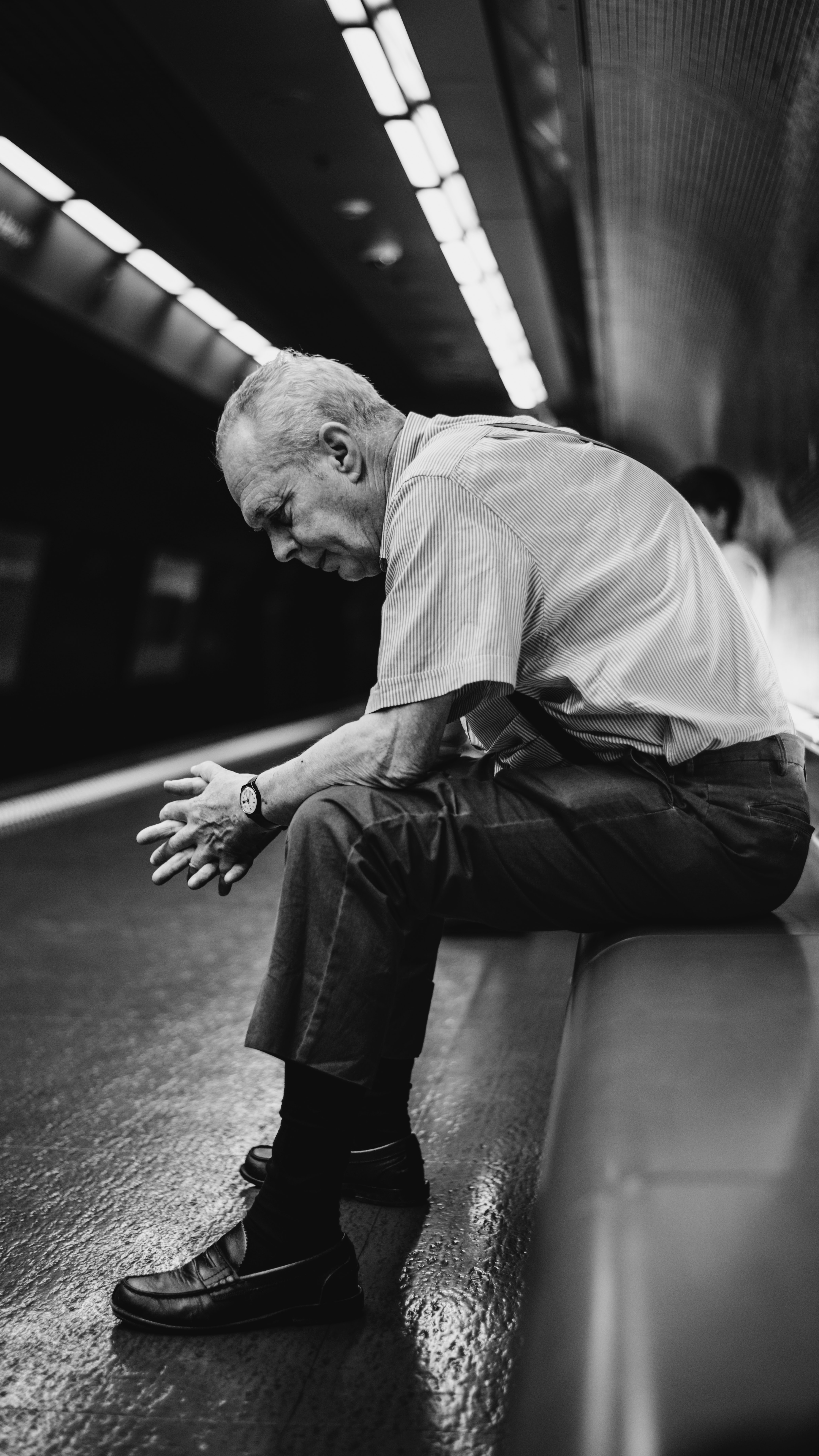 blanco-y-negro-concentracion-esperando-1906859.jpg