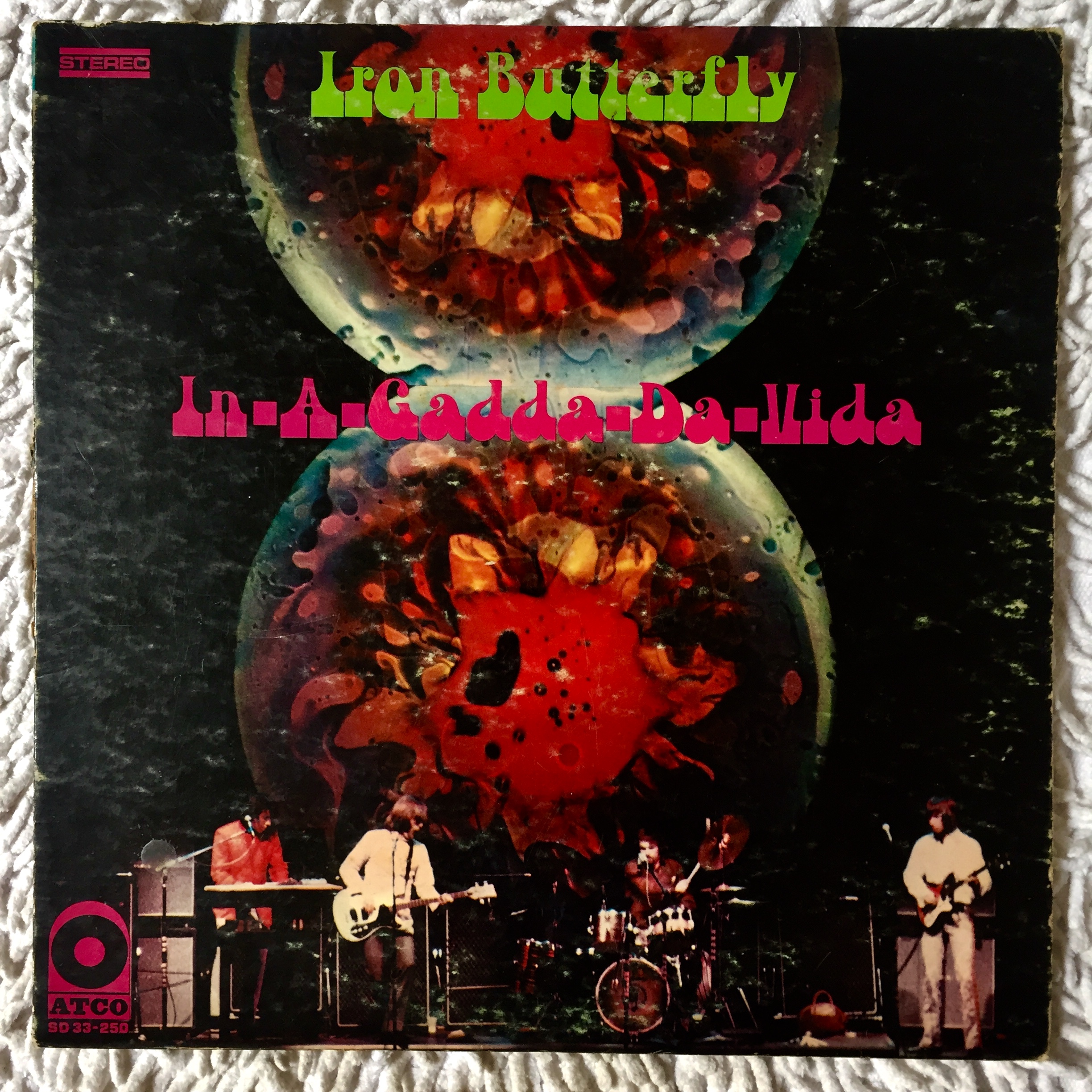 Iron butterfly in a gadda da vida. Iron Butterfly in-a-Gadda-da-vida 1968. Iron Butterfly дискография. Iron Butterfly in-a-Gadda-da-vida обложка. Iron Butterfly обложки.