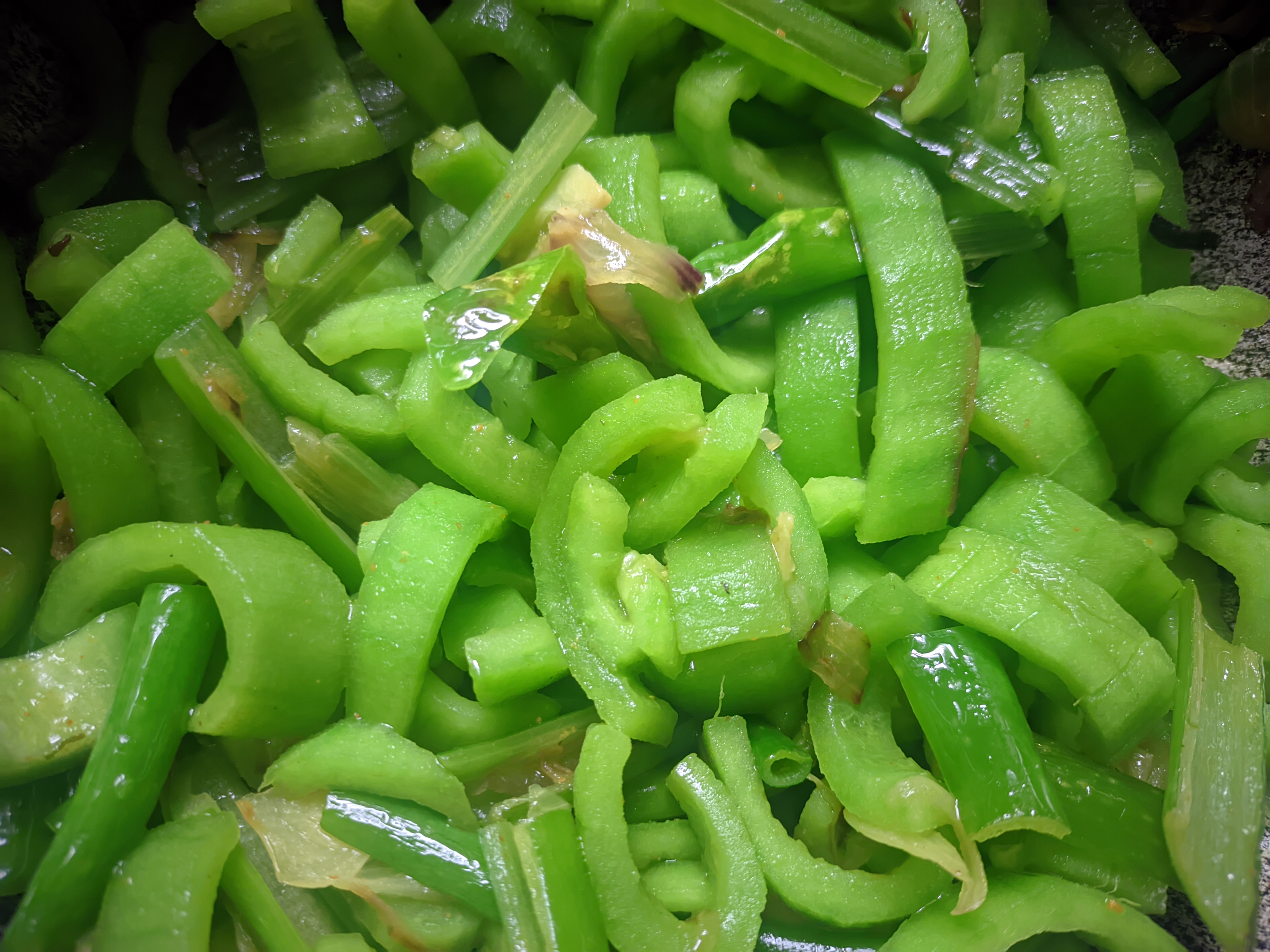 RIYAN_20240221_125420_📲iPhone Glorious (LMC17) by Riyan.jpg