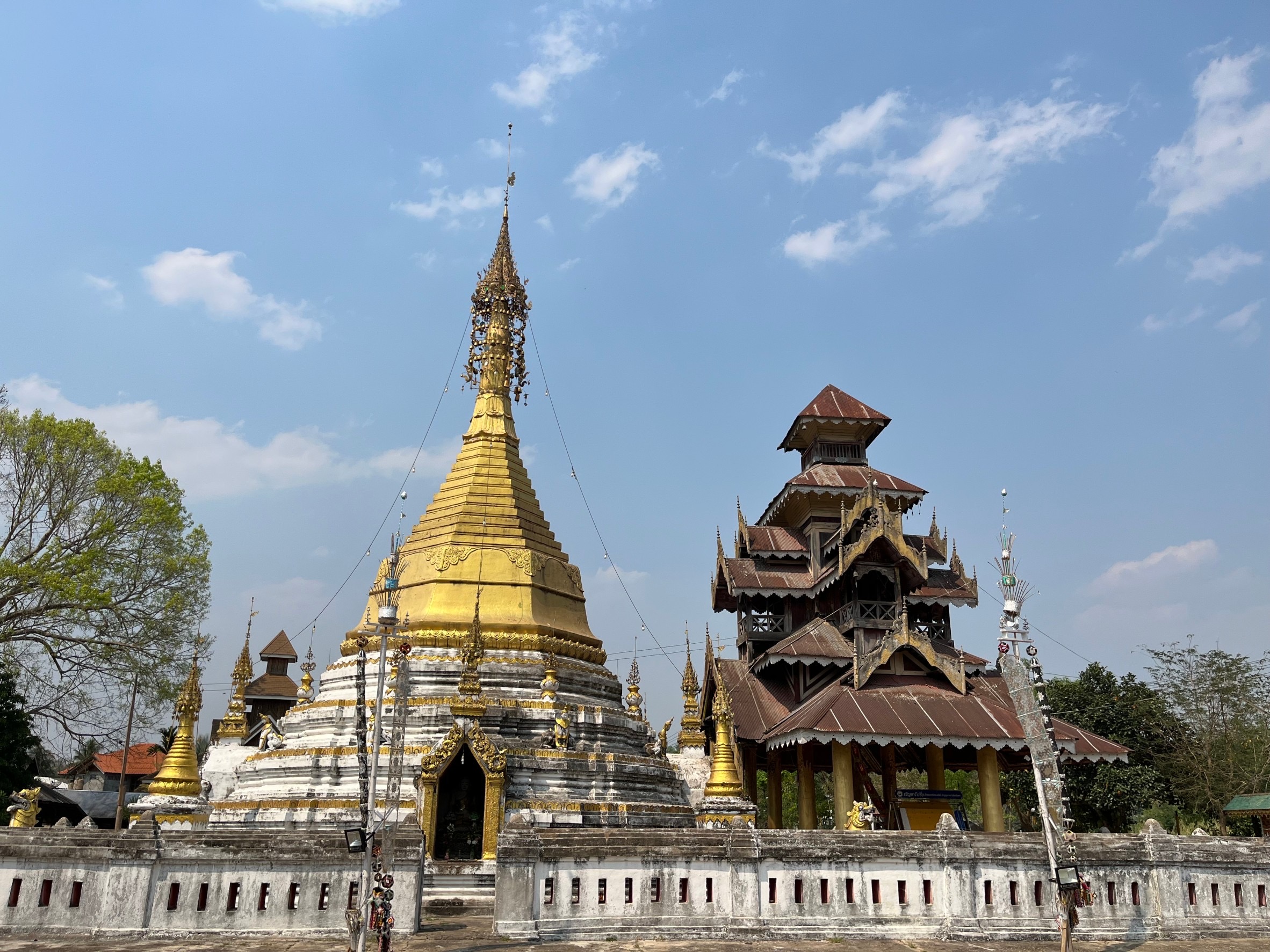 Wat Tor Pae27.jpg