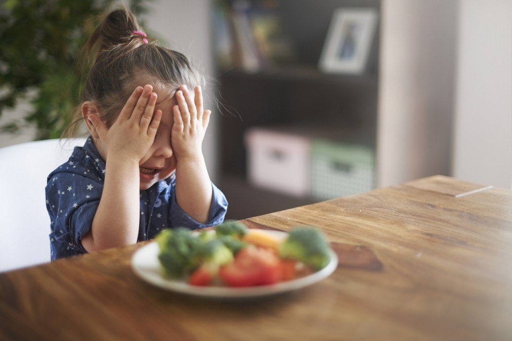 7.-Addressing-Eating-Issues-With-Children-With-Autism-1030x686.jpg