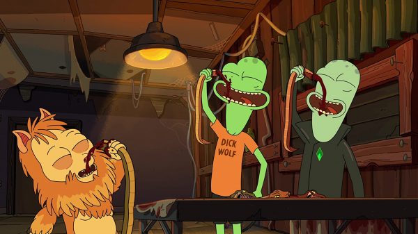 solar-opposites-funbucket-600x337.jpg