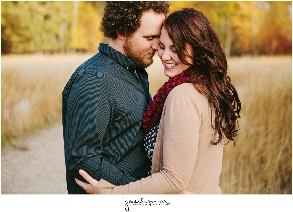 CouplesSessionFallMontanaRaechelChris_0005(pp_w1136_h824).jpg