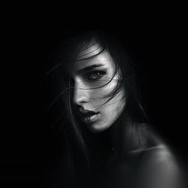 desktop-wallpaper-dark-girl-face-girl-portrait-thumbnail.jpg