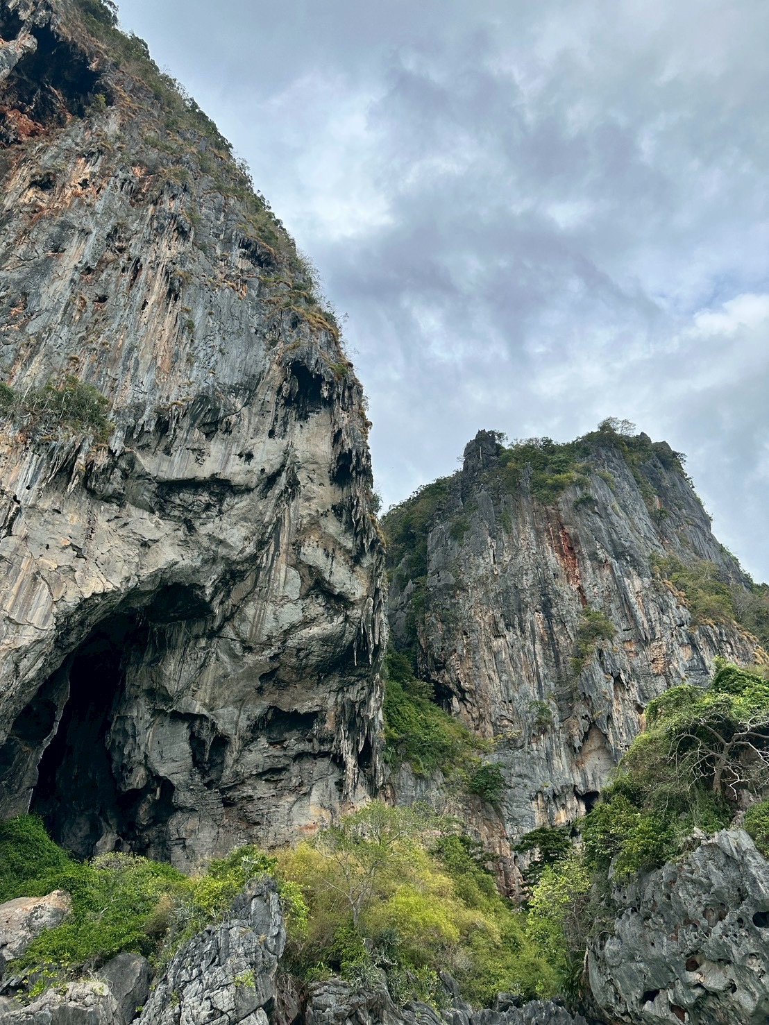 Railay Beach21.jpg