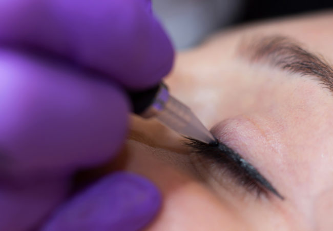 EyelinerTattoo-650x450.jpg