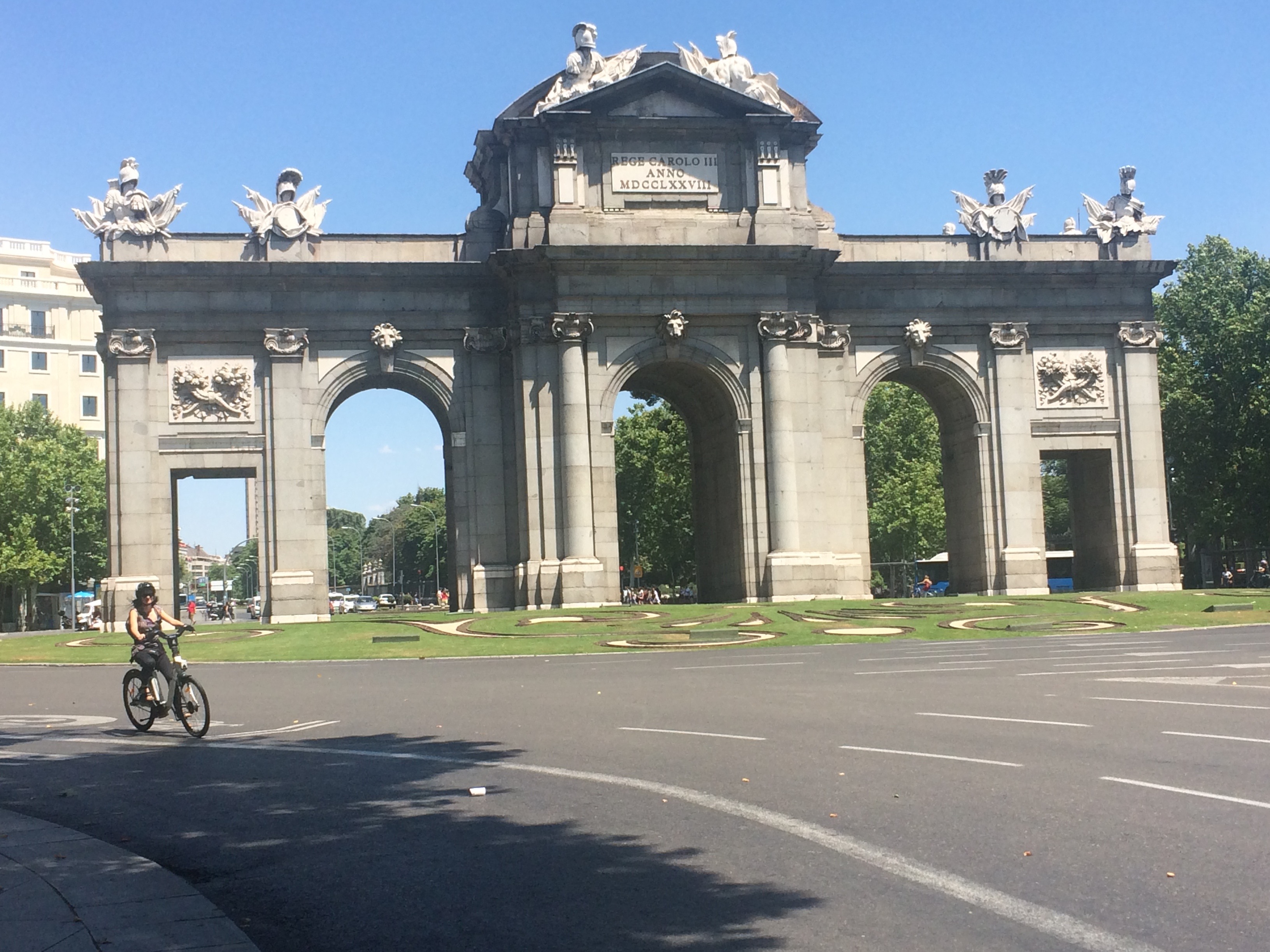 a5 Puerta de Alcalá.jpg