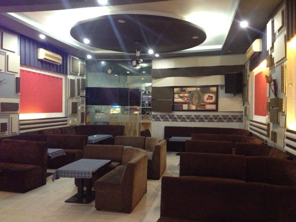 Solo Cafe - 2013-12-27 - Tan Binh HCM - I would go there to teach English in 2013 - 1526349_747321195296812_2143365448_n.jpg