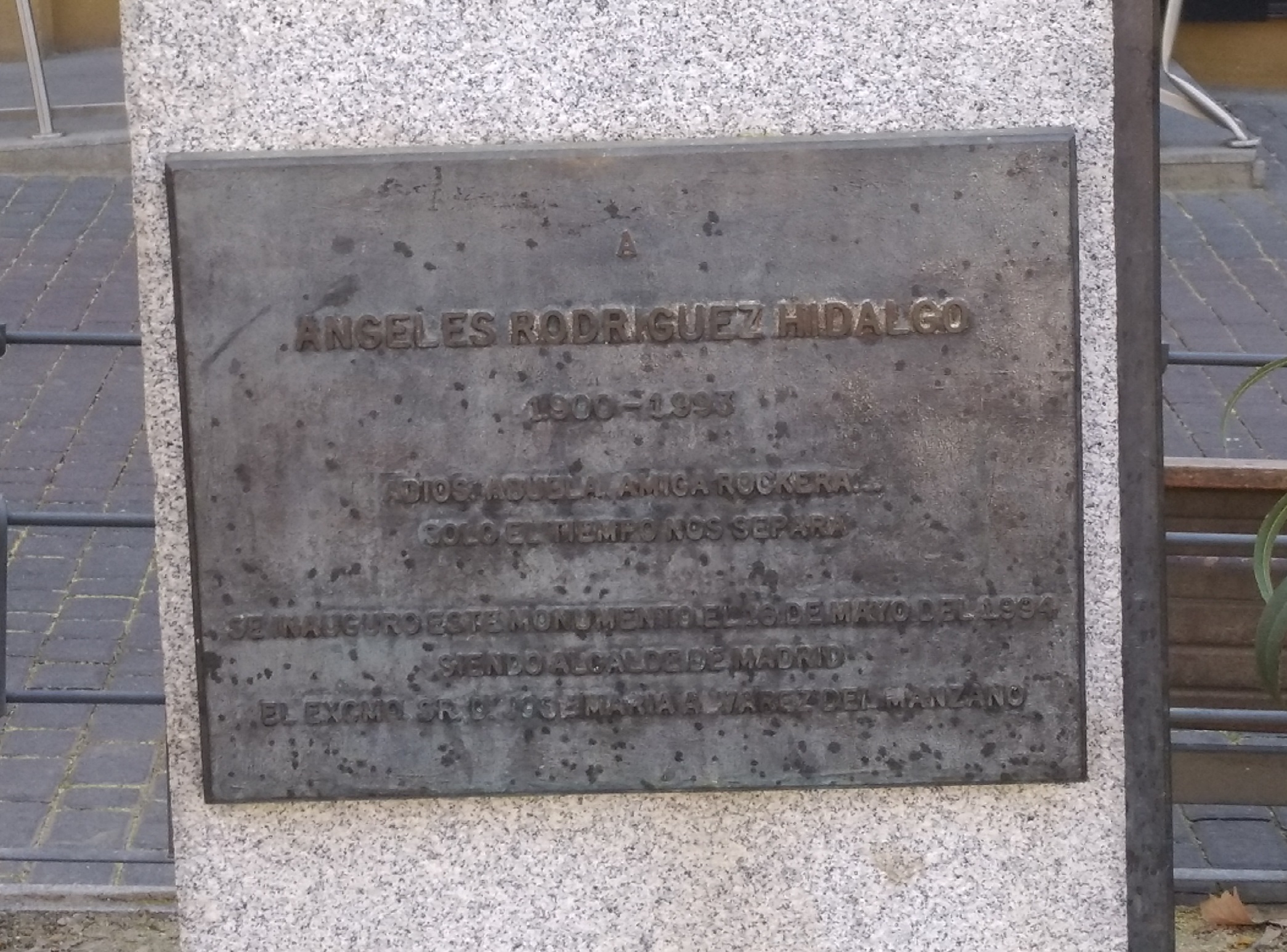 P90322-155654.jpg