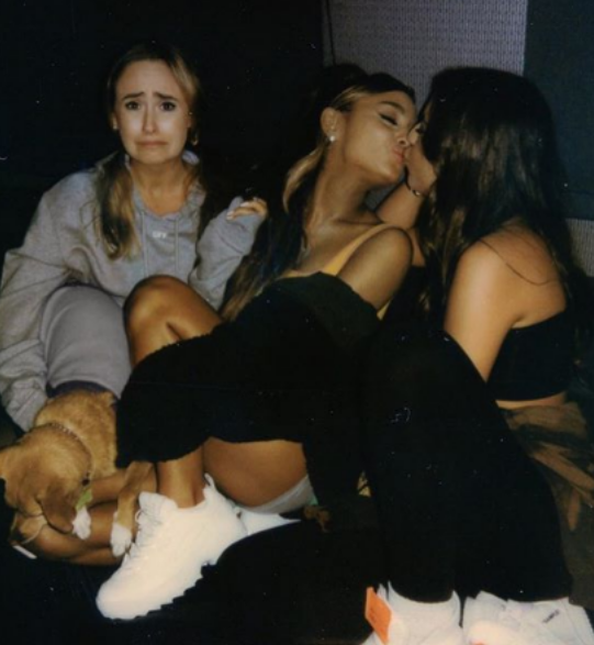 KISS.png
