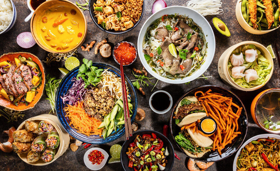 traditional-food-around-the-world-Travlinmad.jpg