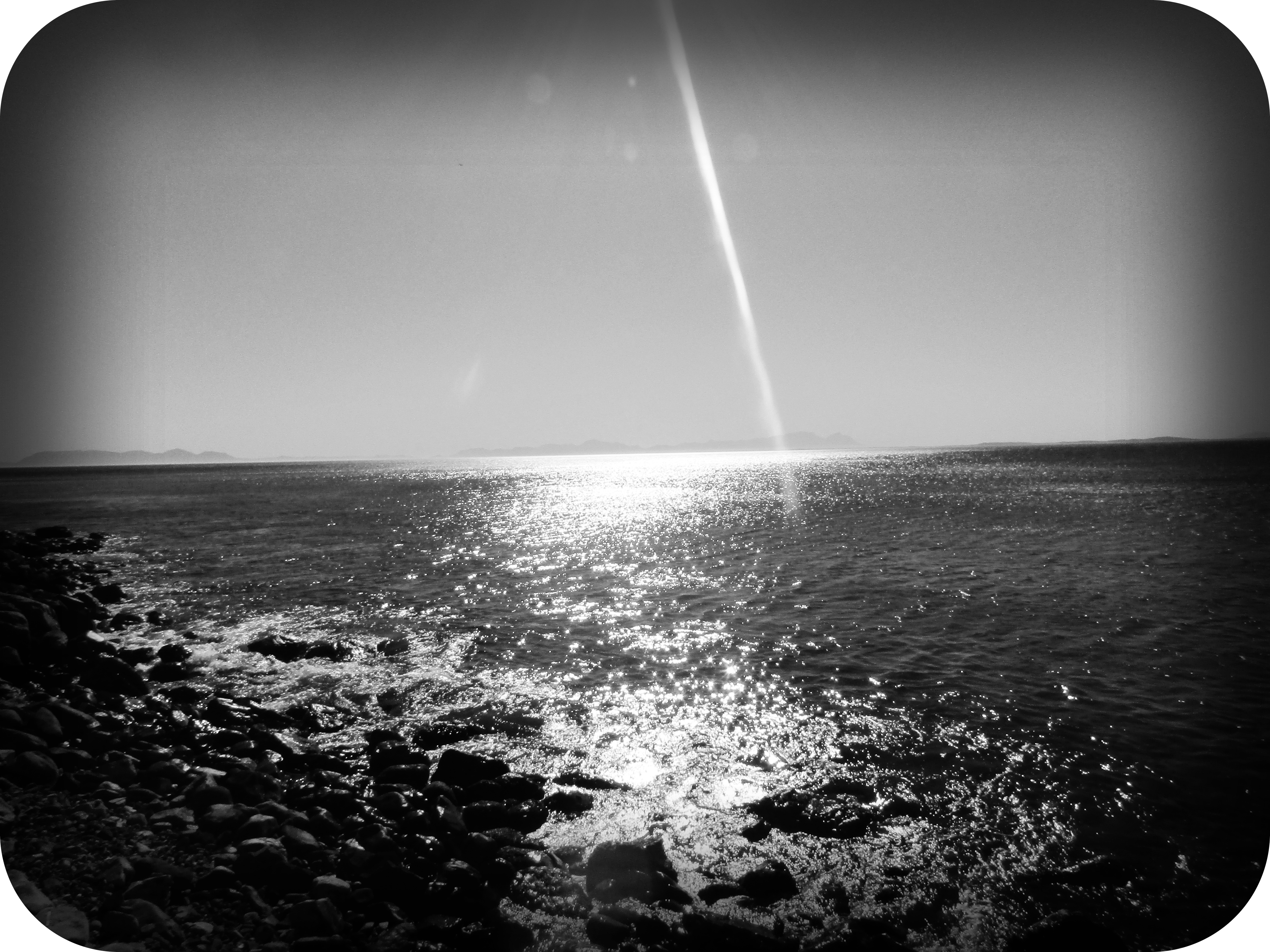 seascape b_w vignette.png