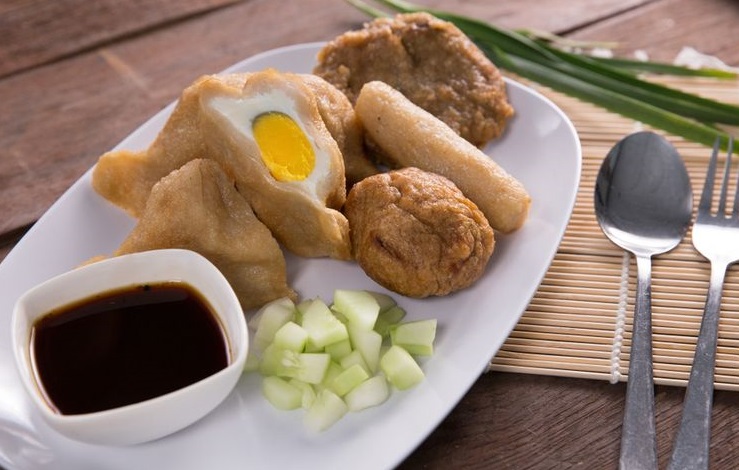 types-of-fishcake-pempek.jpg