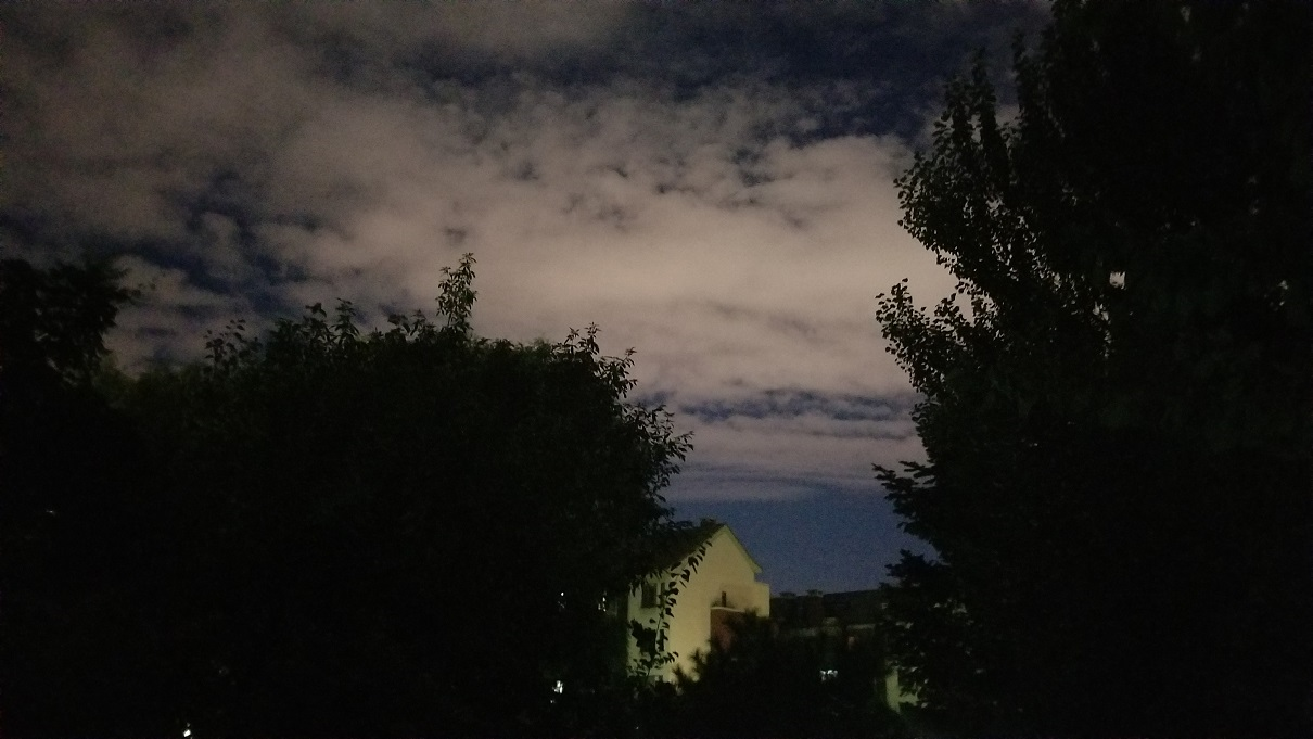 雨后散步 & 夜晚的云