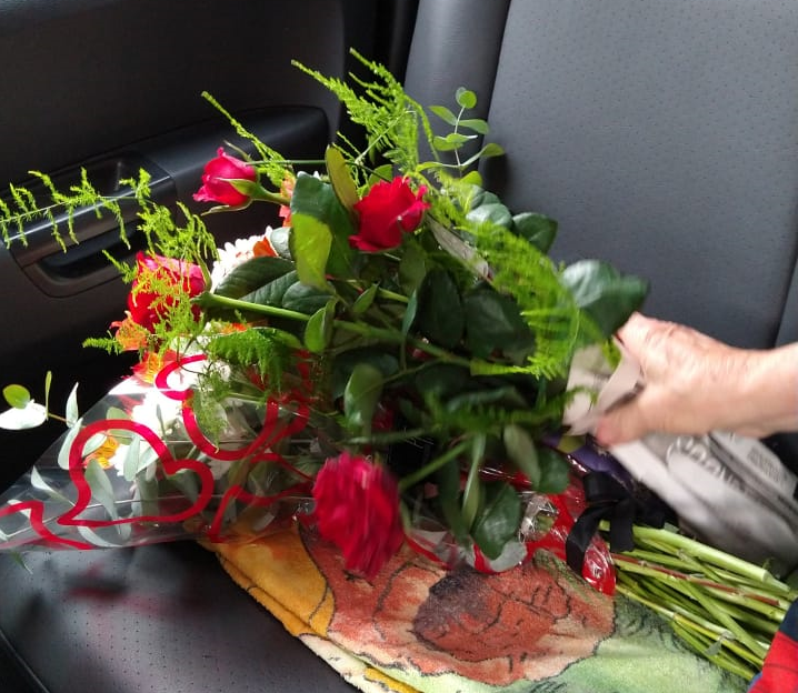 Ramo de Rosas.png