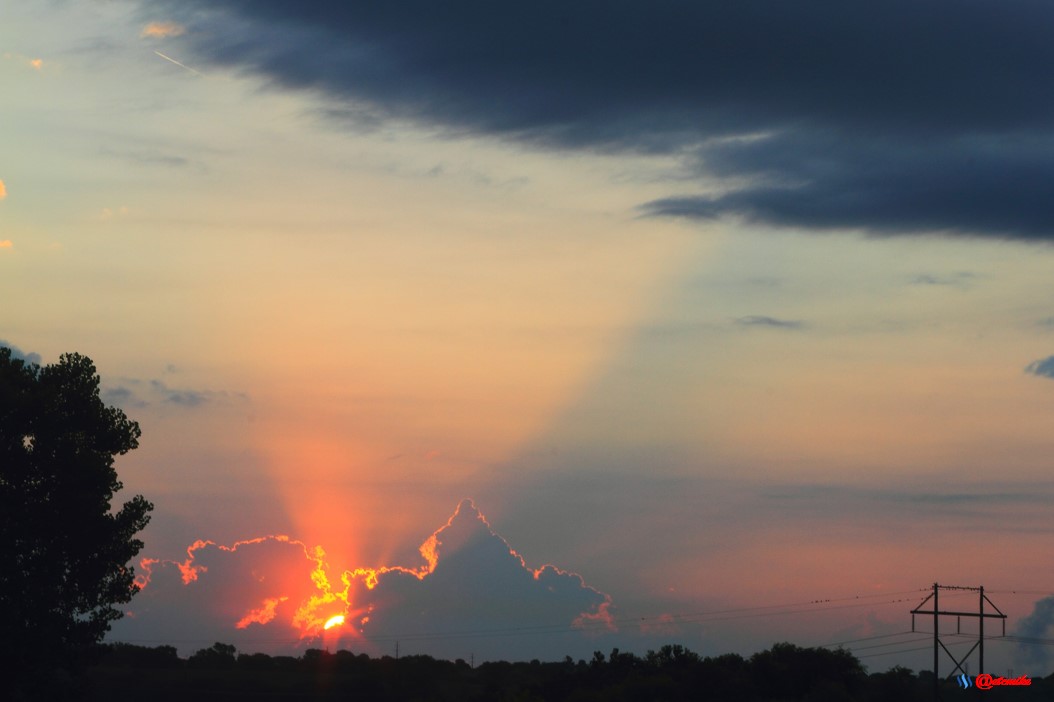 dawn sunrise clouds silhouettes silhouetted colorful SR0140.JPG