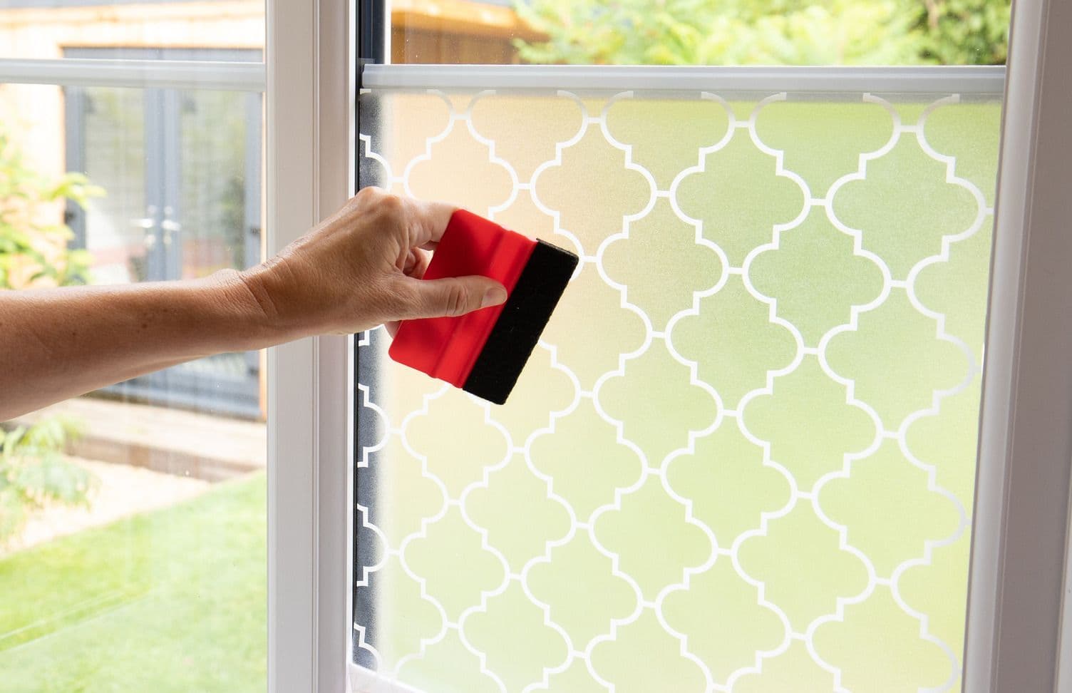 45cm-wide-onadi-sticky-window-privacy-film-200-3266-1m-to-15m-long-(3)-28604-p.jpg