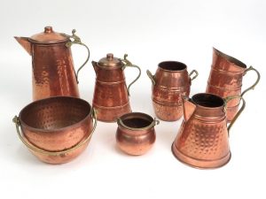 vintage-copperware-cookware-lot_1_269a4044be34ad8b7ef4ea3a75c2f2af-300x225.jpg