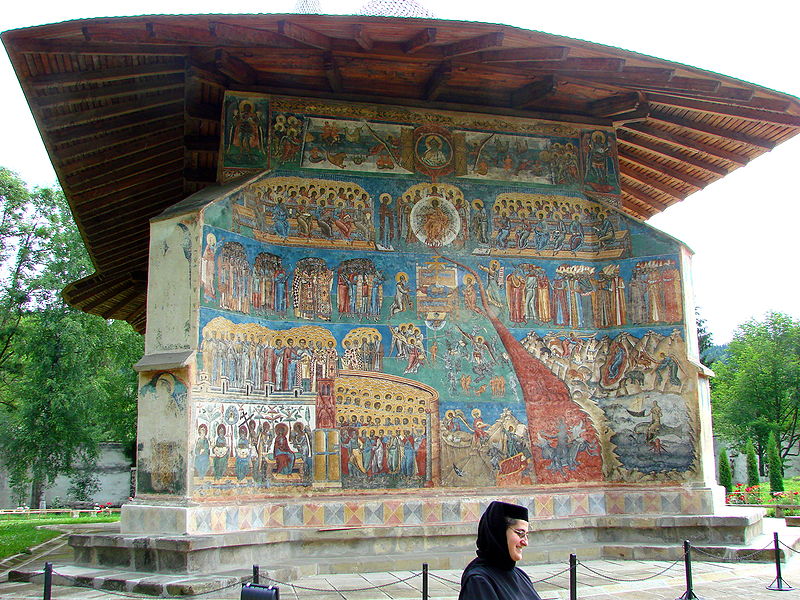 800px-Voronet_Monastery_-_Romania.jpg