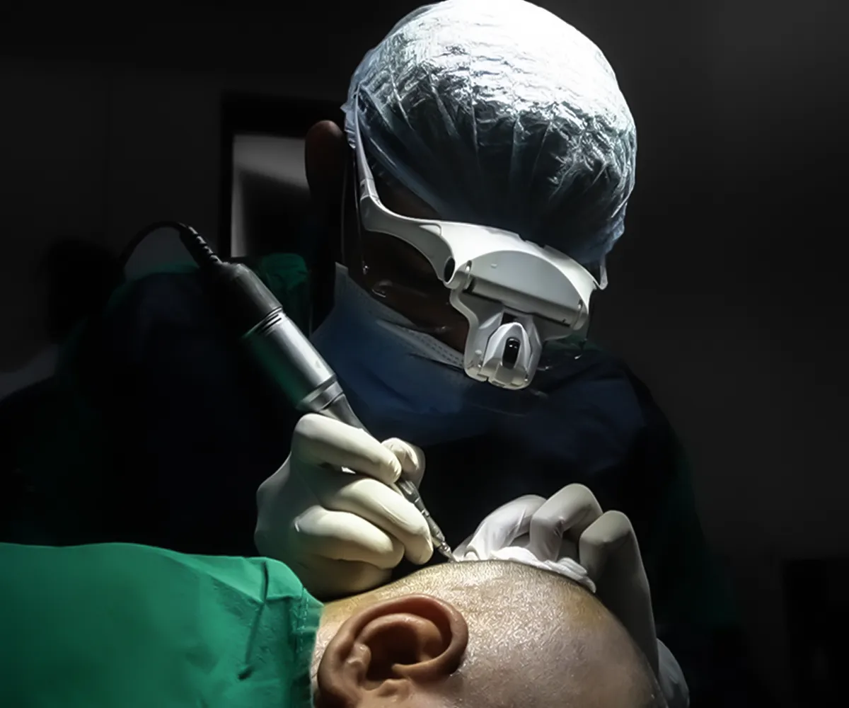 Risks-and-Complications-of-Hair-Transplant.jpg