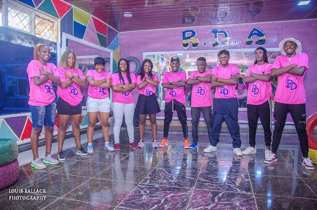 Smiles _smiley_ ( 424 X 640 ).jpg