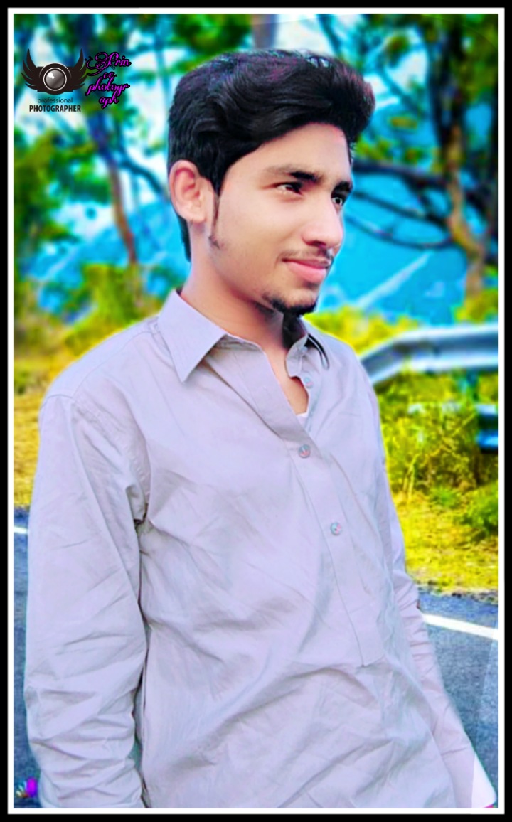 PicsArt_05-26-12.42.10.jpg